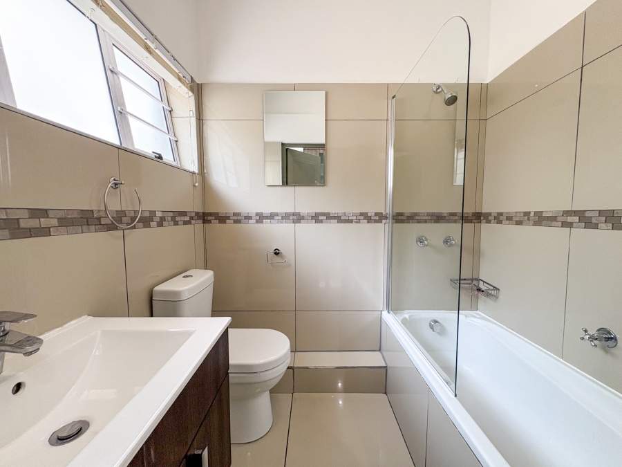 2 Bedroom Property for Sale in Oranjezicht Western Cape